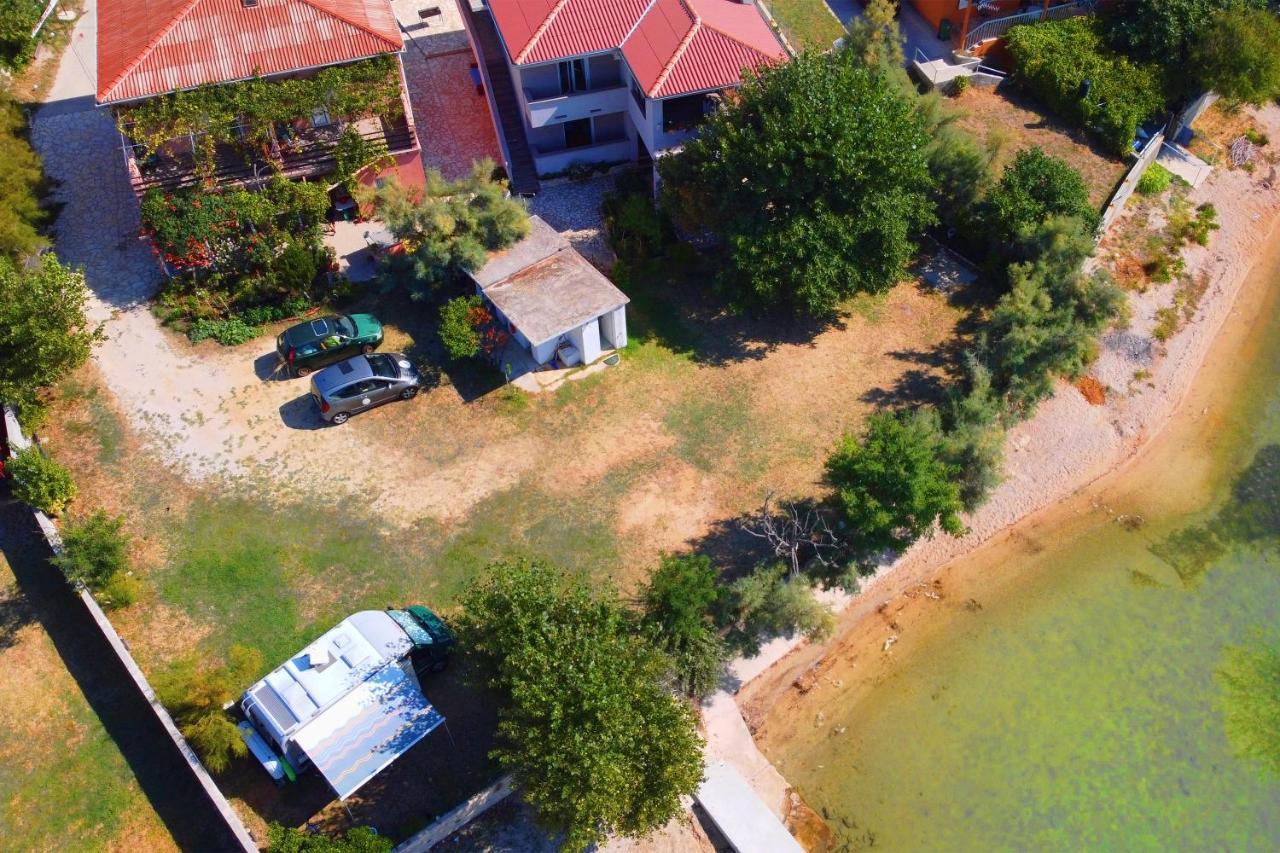 Dubravka Appartement Dinjiška Buitenkant foto