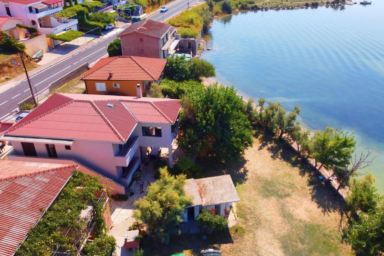 Dubravka Appartement Dinjiška Buitenkant foto