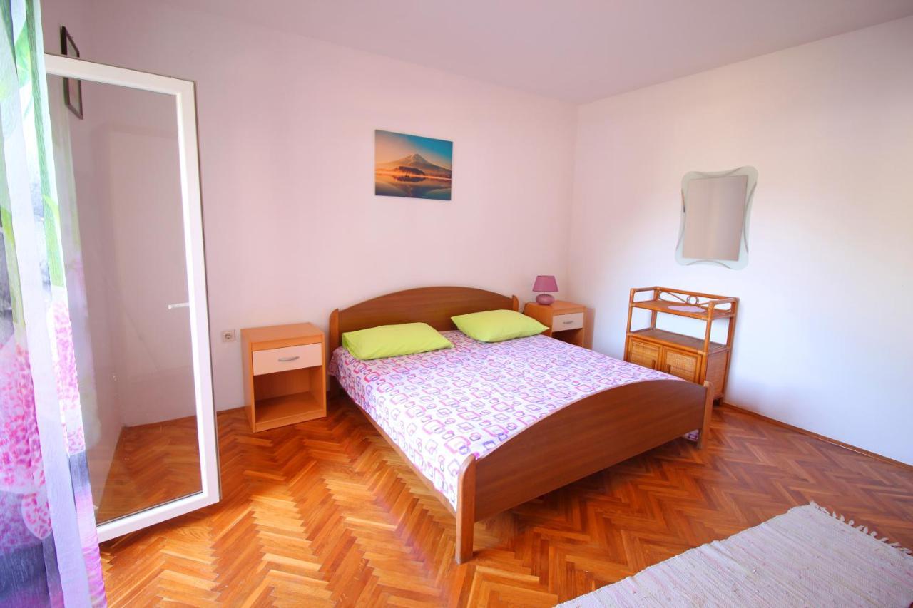 Dubravka Appartement Dinjiška Buitenkant foto
