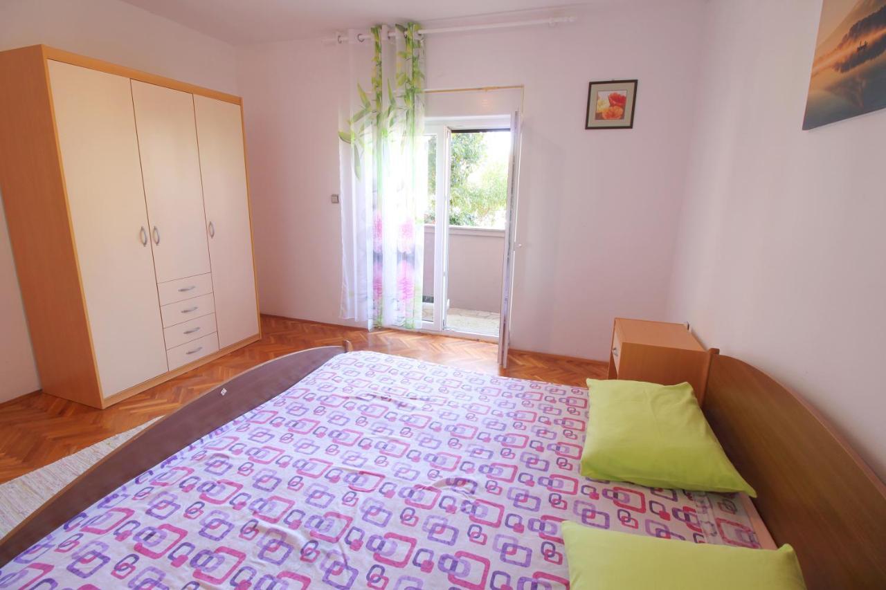 Dubravka Appartement Dinjiška Buitenkant foto