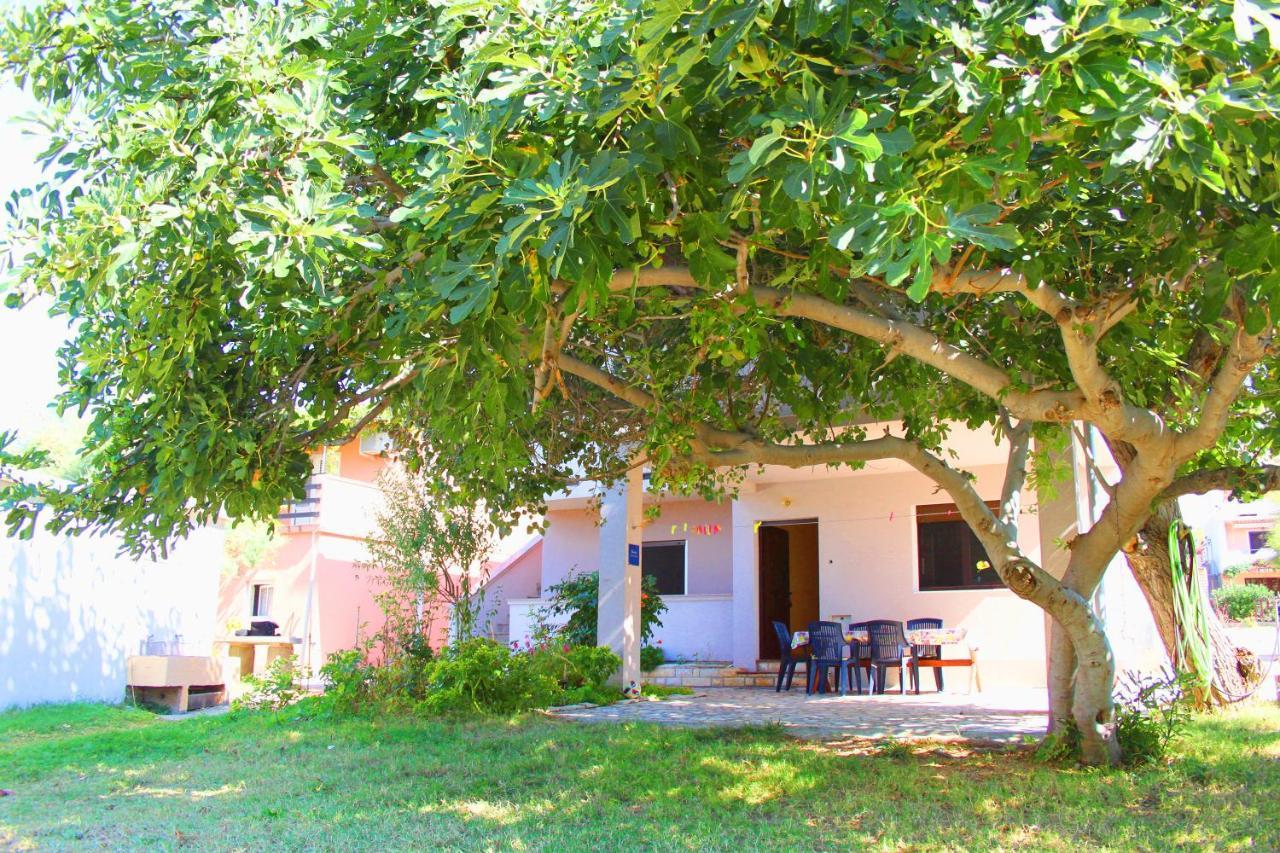 Dubravka Appartement Dinjiška Buitenkant foto