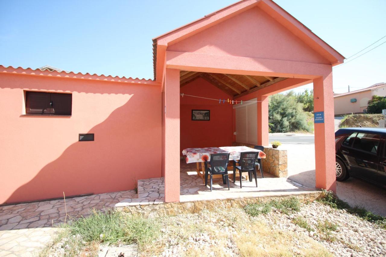 Dubravka Appartement Dinjiška Buitenkant foto